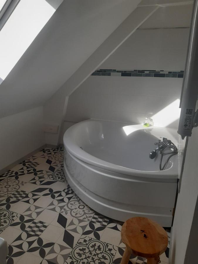 gîte   Chez Albertine et Thérèse Ruffigné Extérieur photo