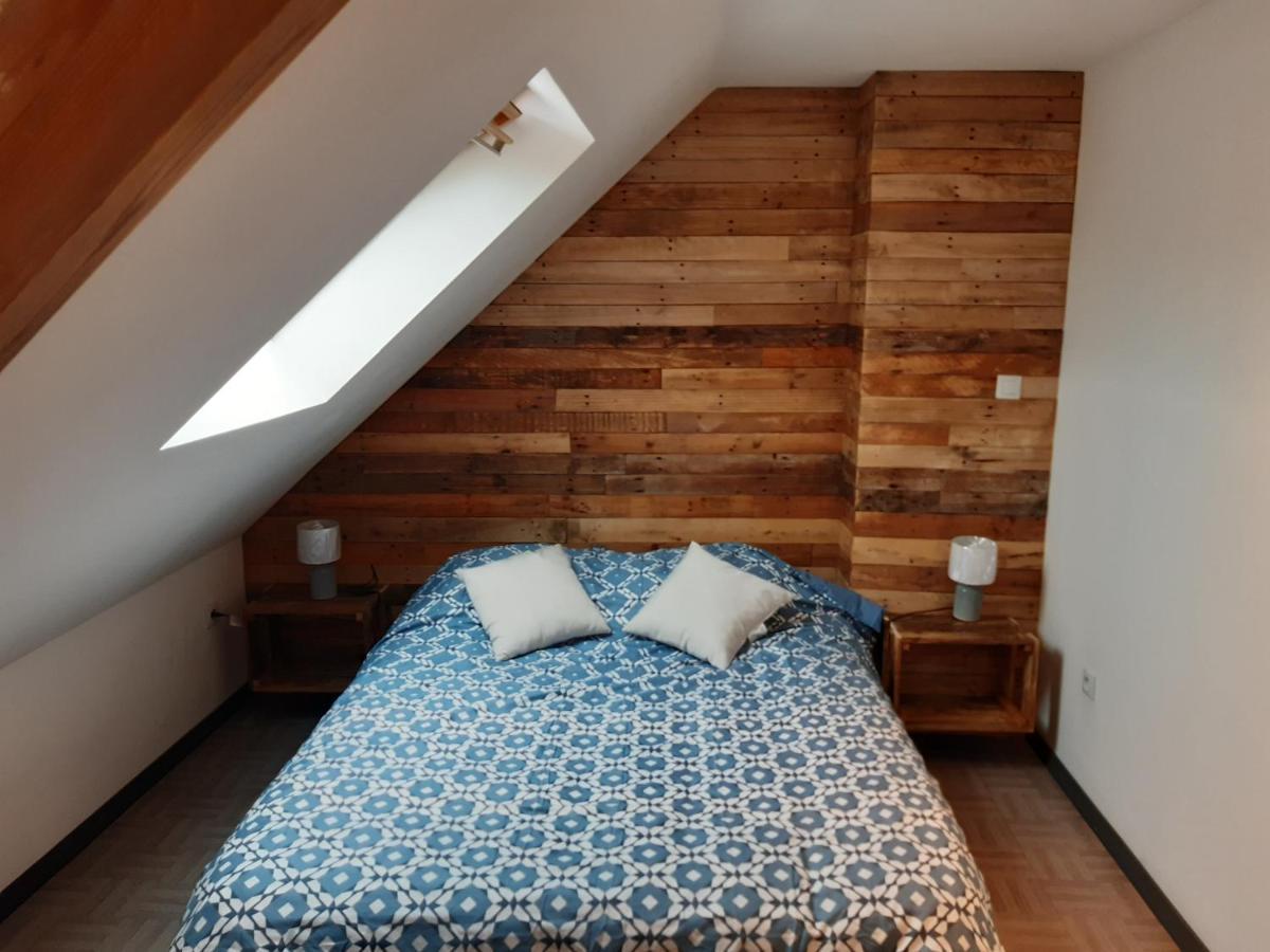 gîte   Chez Albertine et Thérèse Ruffigné Extérieur photo